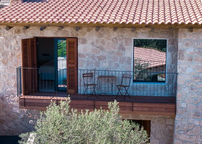 Villa Mikro 1940 Mesoyi